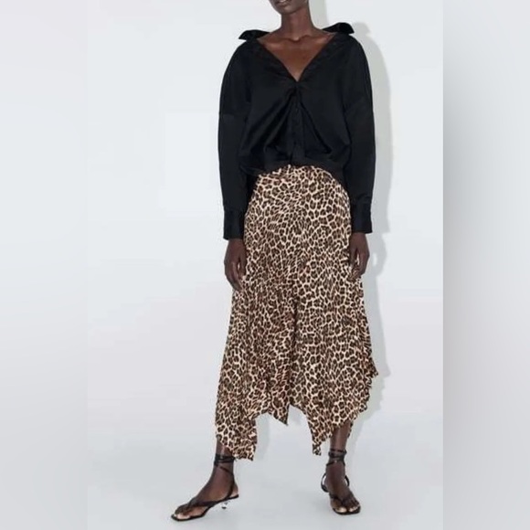 ZARA Leopard Print Midi Skirt - Picture 3 of 6
